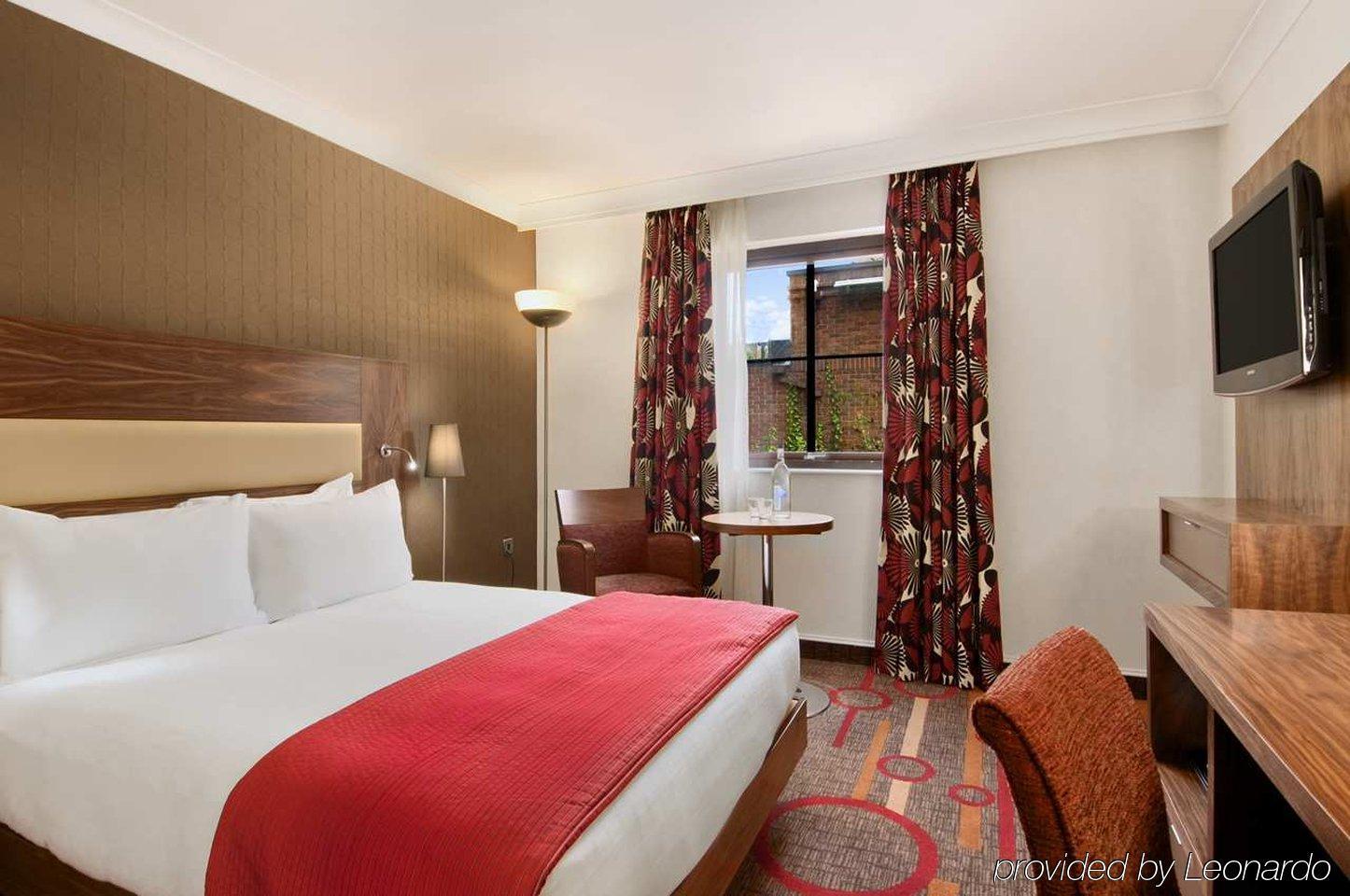 فندق Hilton Newbury Centre الغرفة الصورة